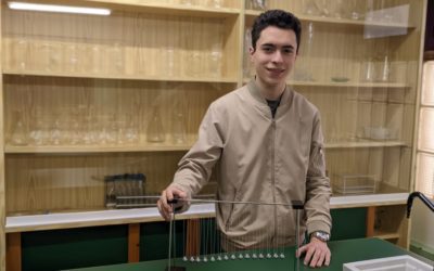 ⚛️ 1ª posición en la Olimpiada de Física por la Universidade de A Coruña de nuestro alumno de 2º de Bachillerato