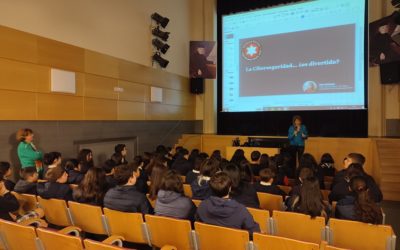 Charla de Ana Salazar sobre seguridad en 2º de la ESO