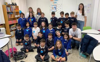 Actividade “Medrar lendo e xogando no país dos contos” coa UDC en 4º de Primaria