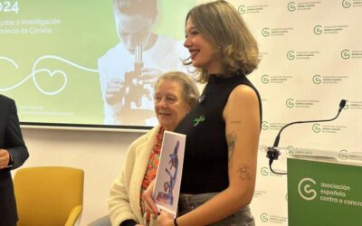 Recoñecemento a nosa exalumna Beatriz Rodríguez Lemus pola súa investigación contra o cancro hepático