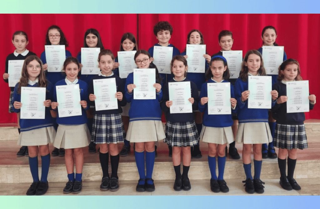 Entrega de diplomas de los exámenes de Cambridge a nuestro alumnado de Primaria