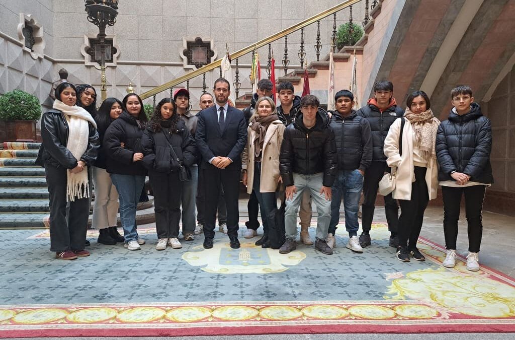 Asistencia al Pleno del Concello de A Coruña del alumnado de Ciclo Medio