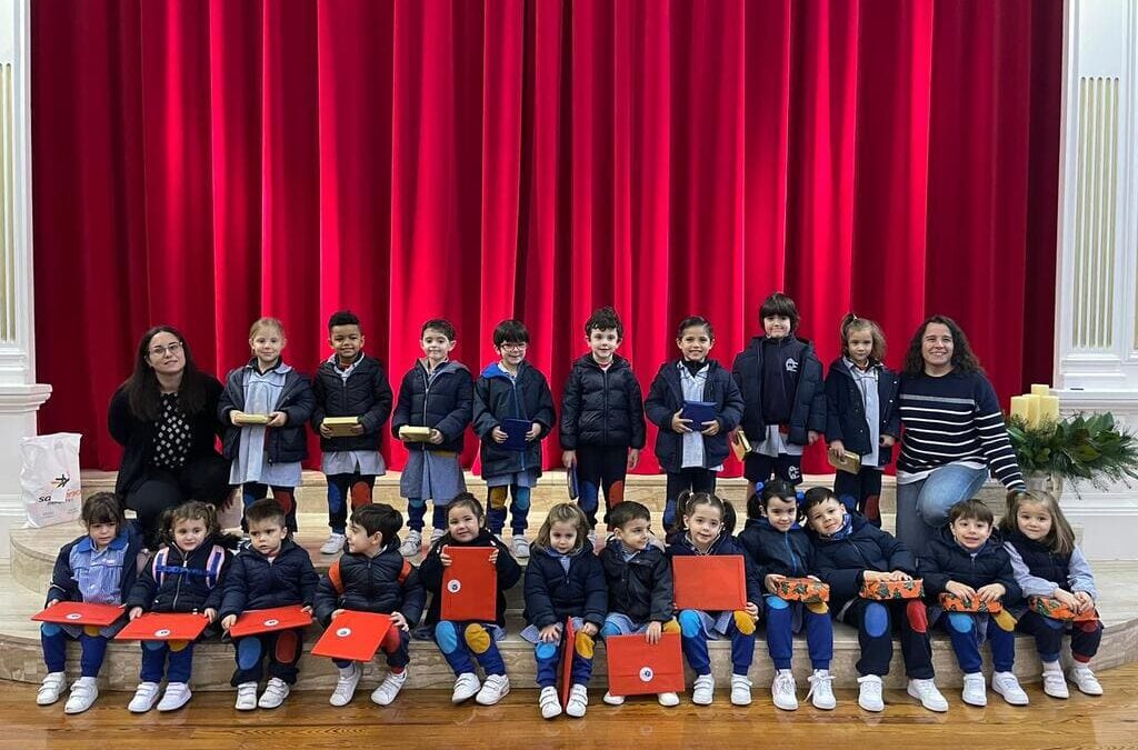 Entrega de premios de los ganadores del «Concurso de Postales de Navidad» del ANPA