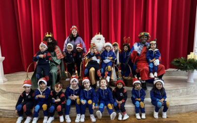 Álbum de fotos de la visita de SSMM los Reyes Mago a Infantil y 1º y 2º de Primaria