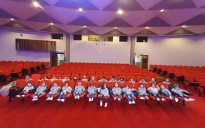 Visita ao «Palacio da Ópera» dos máis pequenos do cole