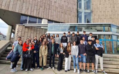 Visita al Juzgado de lo Social de alumnado de Ciclo Medio y Superior en el módulo Itinerario para la Empleabilidad