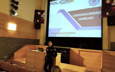 Charla de ciberseguridad de la Policía Nacional a las familias enmarcada dentro del Plan Director