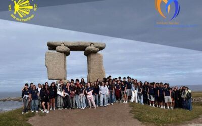 Reencontro do alumnado de 4º da ESO e o profesorado dos Centros ISHNM de Galicia participantes no Camiño GOA 2025-2026