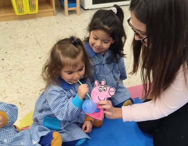 Diseño de actividades de motricidad fina del alumnado de Ciclo Superior con los peques de Educación Infantil