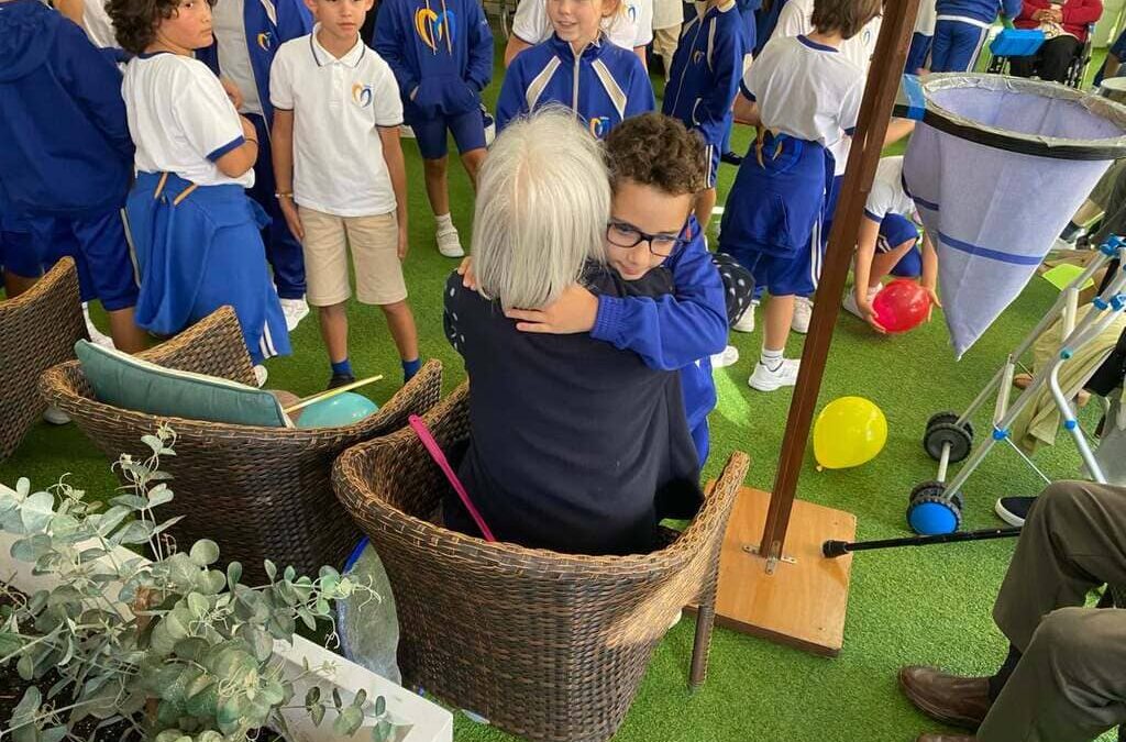Visita de alumnado de 4º de Primaria a la Residencia de Ancianos de Monte Alto